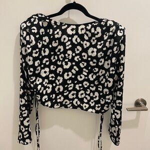 NWT Primark Cheetah print long sleeve crop